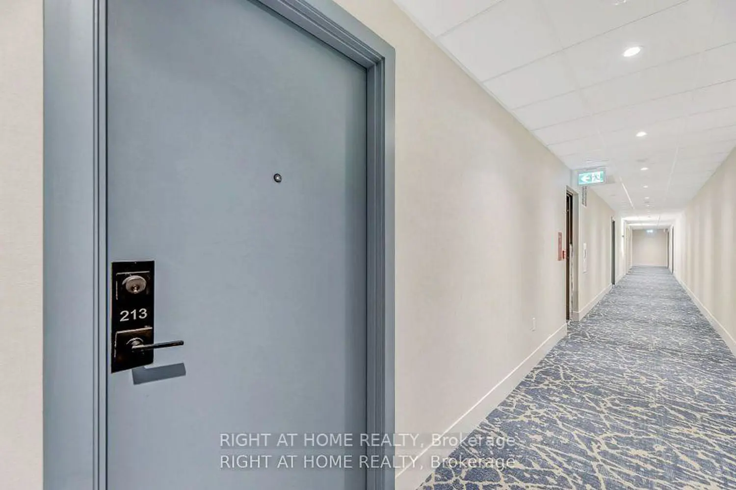 Additional image 4 of 1063 Douglas Mccurdy Common 213