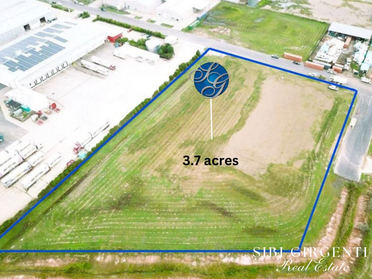 Additional image 3 of 8 Effley Street, Mareeba QLD 4880