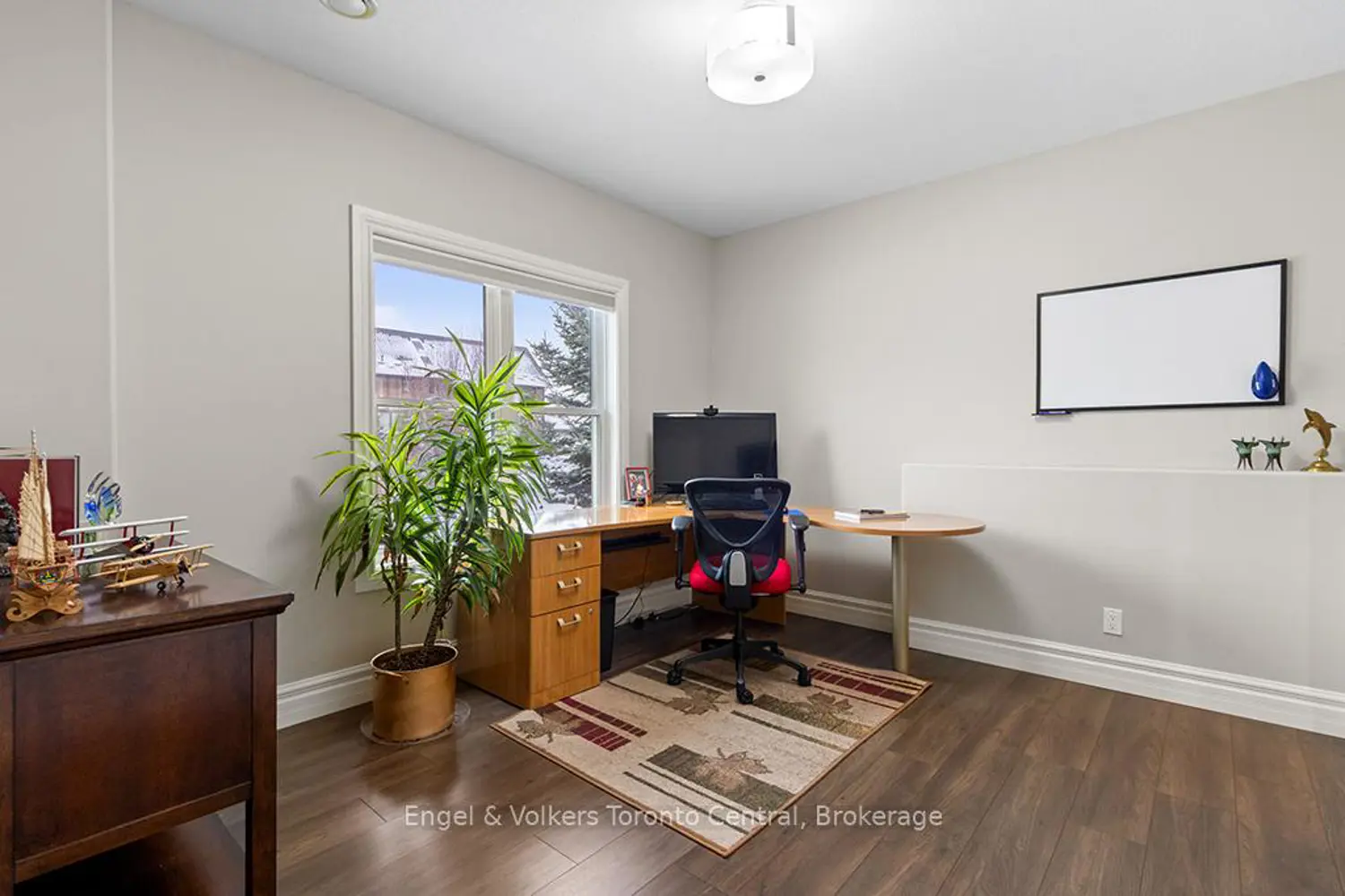 Additional image 3 of 193 Alta Road