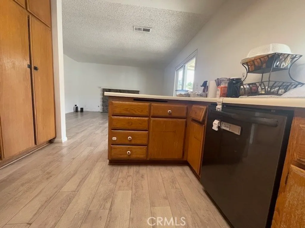 Additional image 12 of 648 San Carlo Ave, Colton, CA 92324