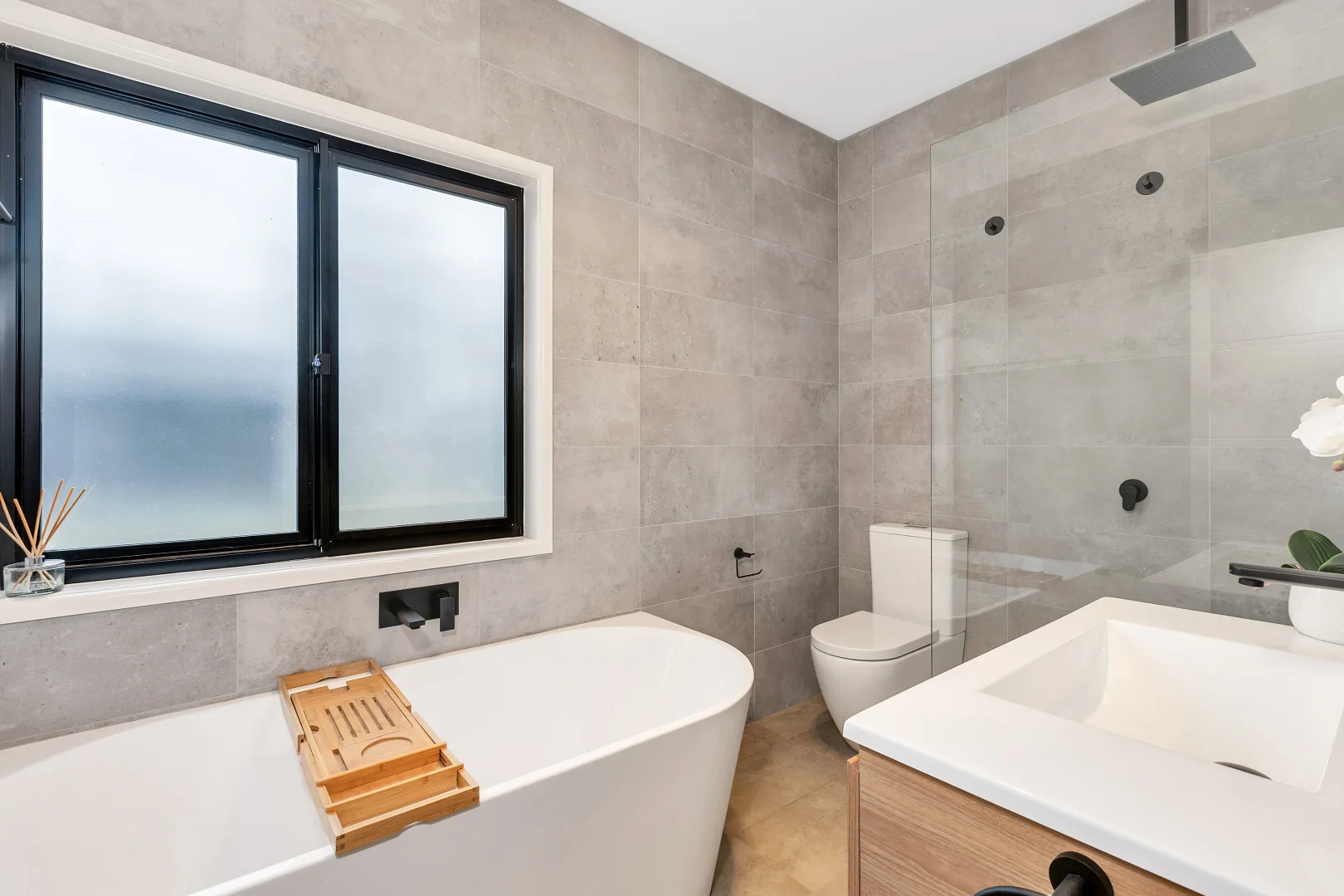 Additional image 11 of 10 Hilltop Road, Hill Top NSW 2628