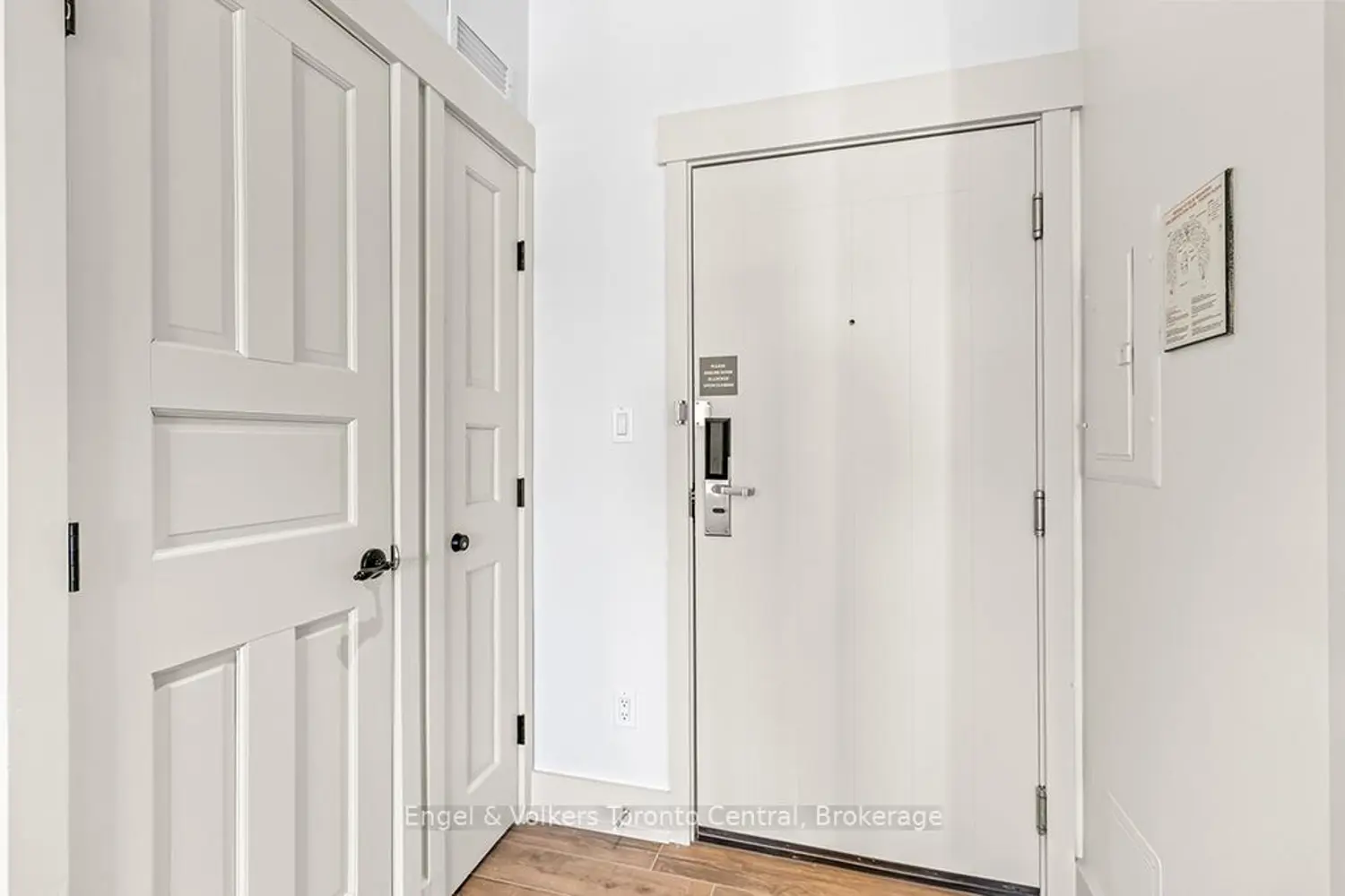 Additional image 6 of 190 Jozo Weider Boulevard 423