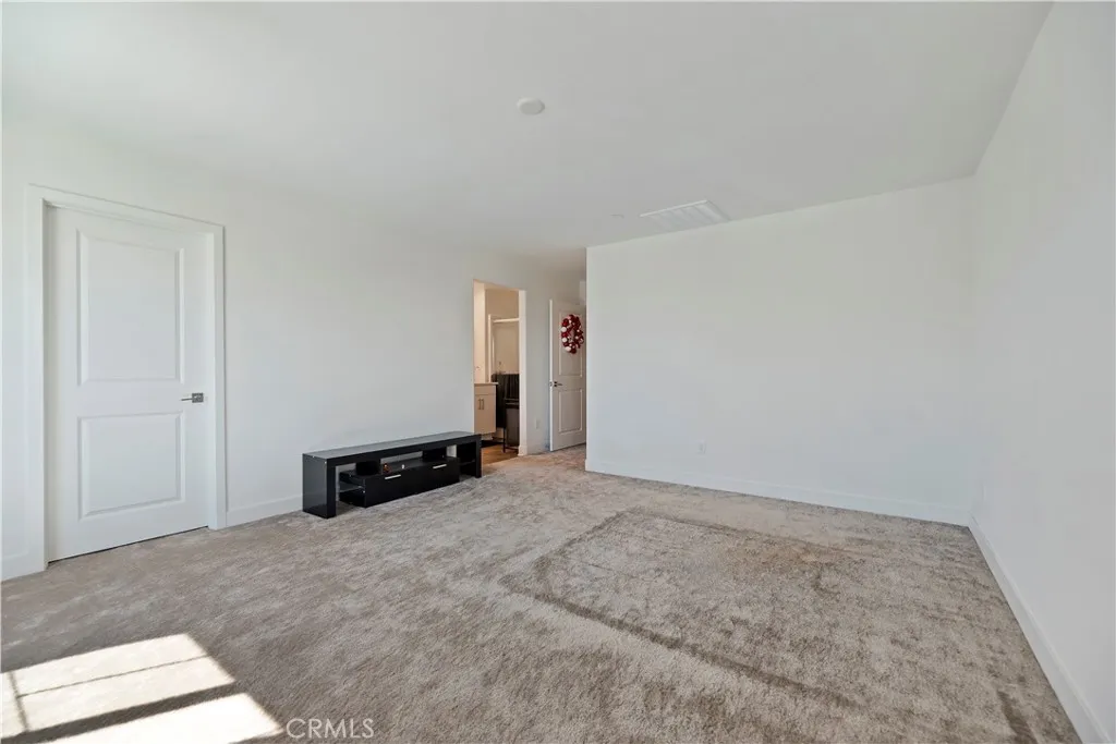 Additional image 88 of 364 Castaic Way, Rialto, CA 92377