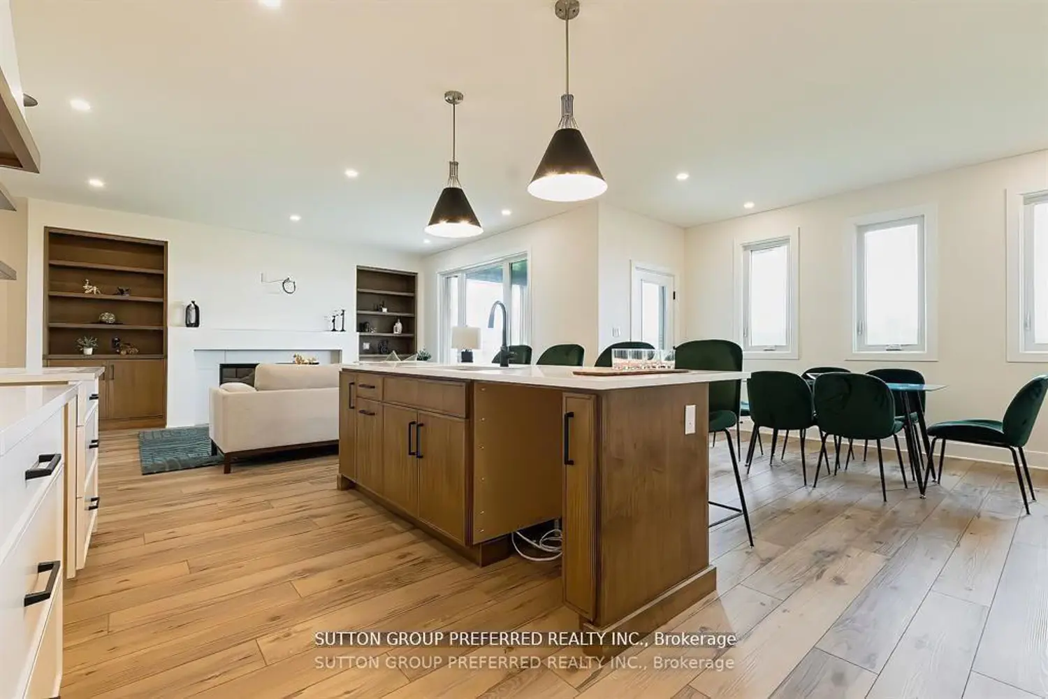 Additional image 6 of 159 Renaissance Drive