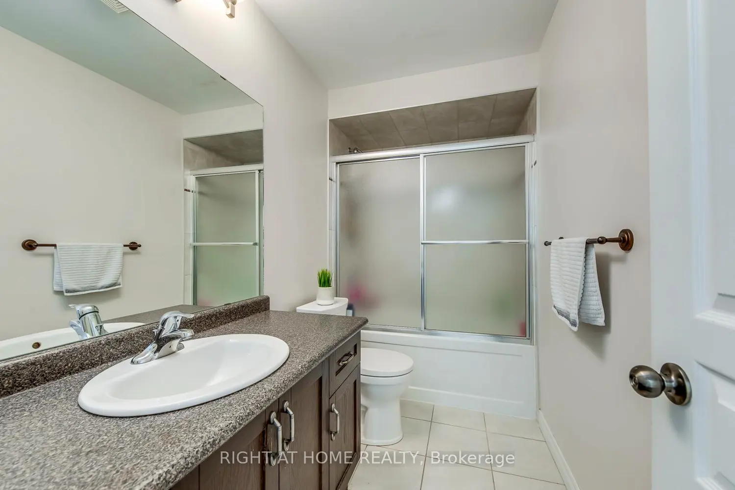 Additional image 15 of 38 Assisi Street