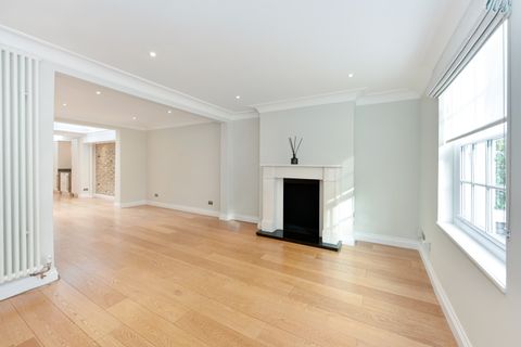 Peel Street, Kensington And Chelsea, London W8