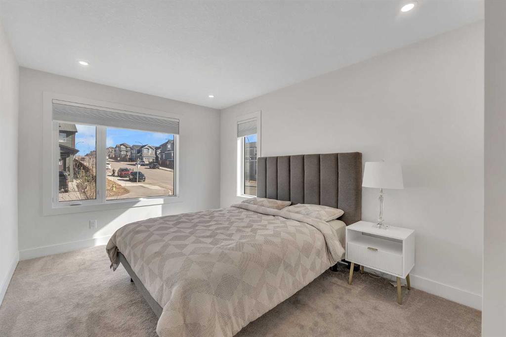 Additional image 6 of 351 Lucas Way NW, Calgary, AB, T3P 1Z3