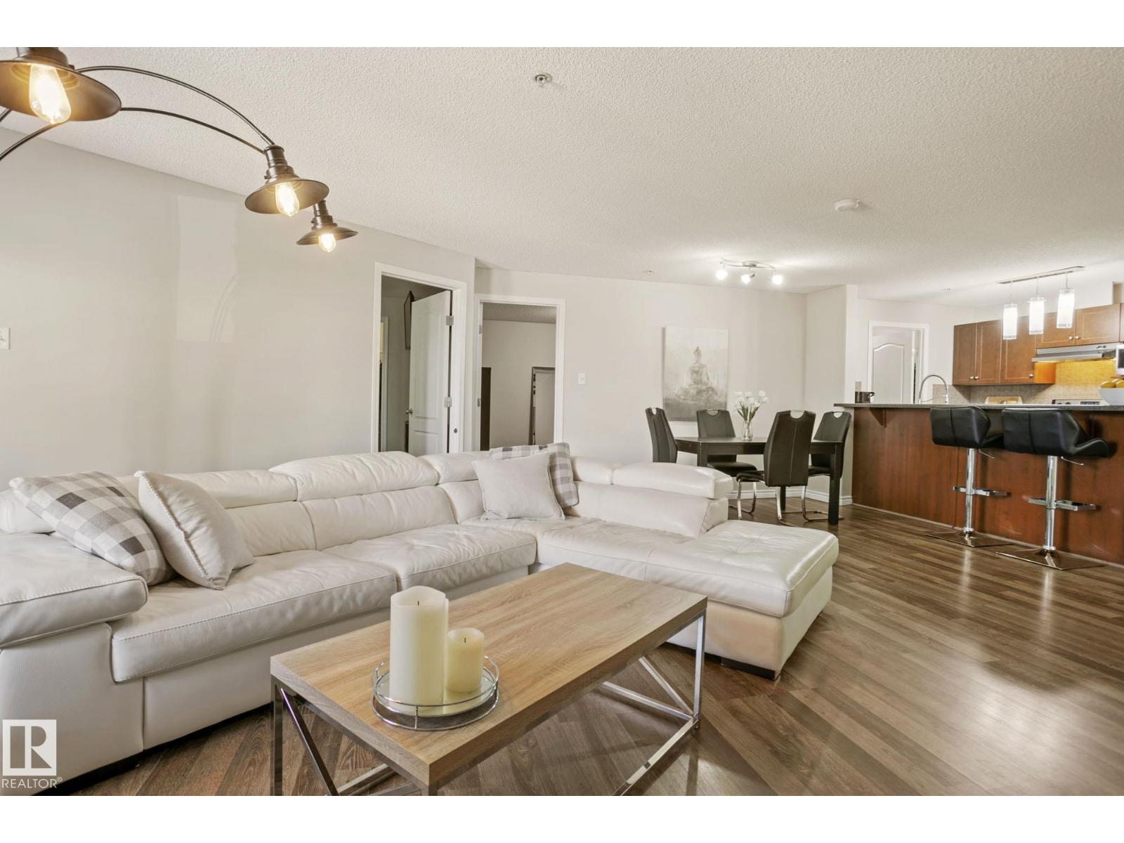 9363 Simpson Drive NW, Edmonton, AB, T6R0N2