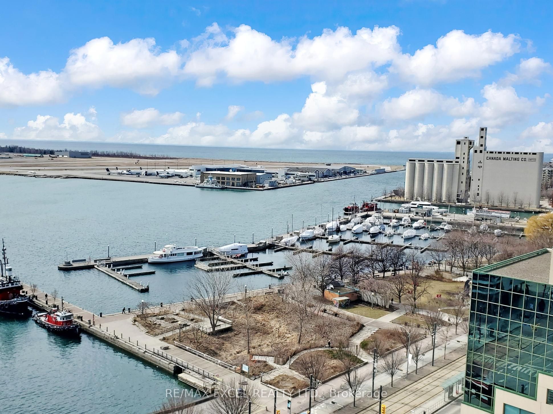 LPH01-410 Queens Quay W, Toronto, ON, M5V 3T1