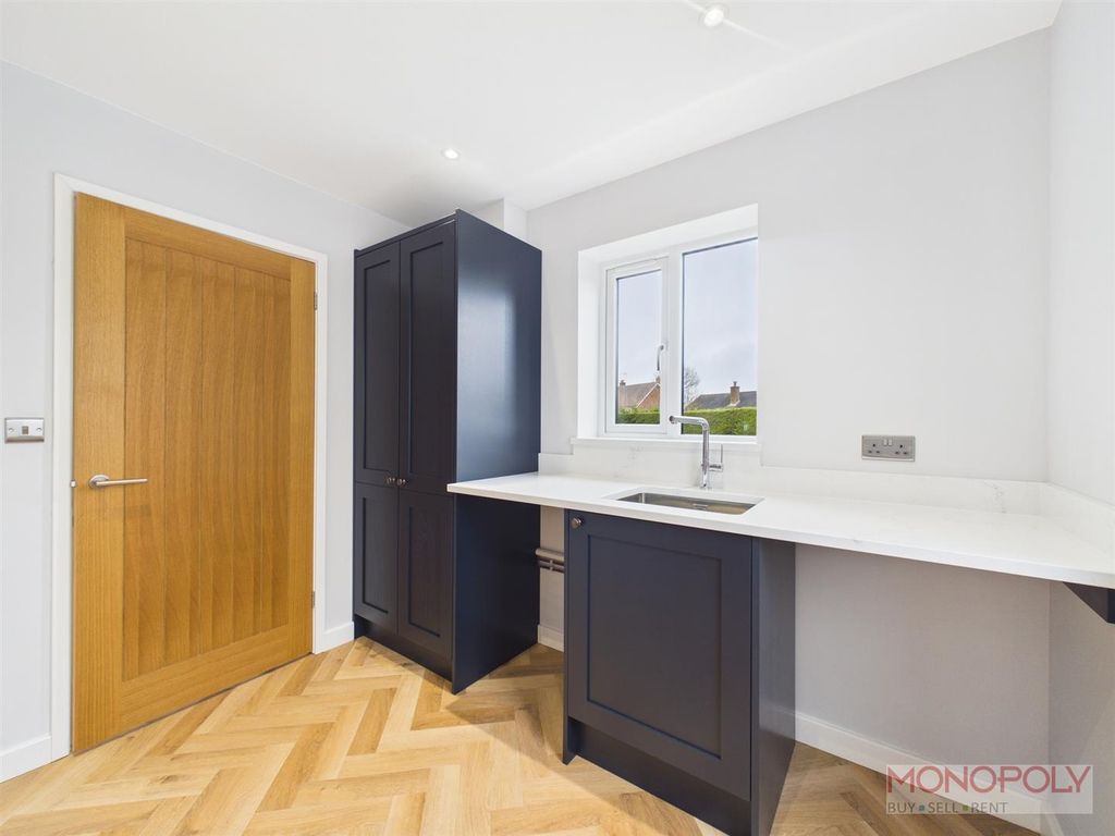 Additional image 8 of 5 bed detached house for saleErw Ffynnon, Queen Street, Treuddyn, Mold CH7