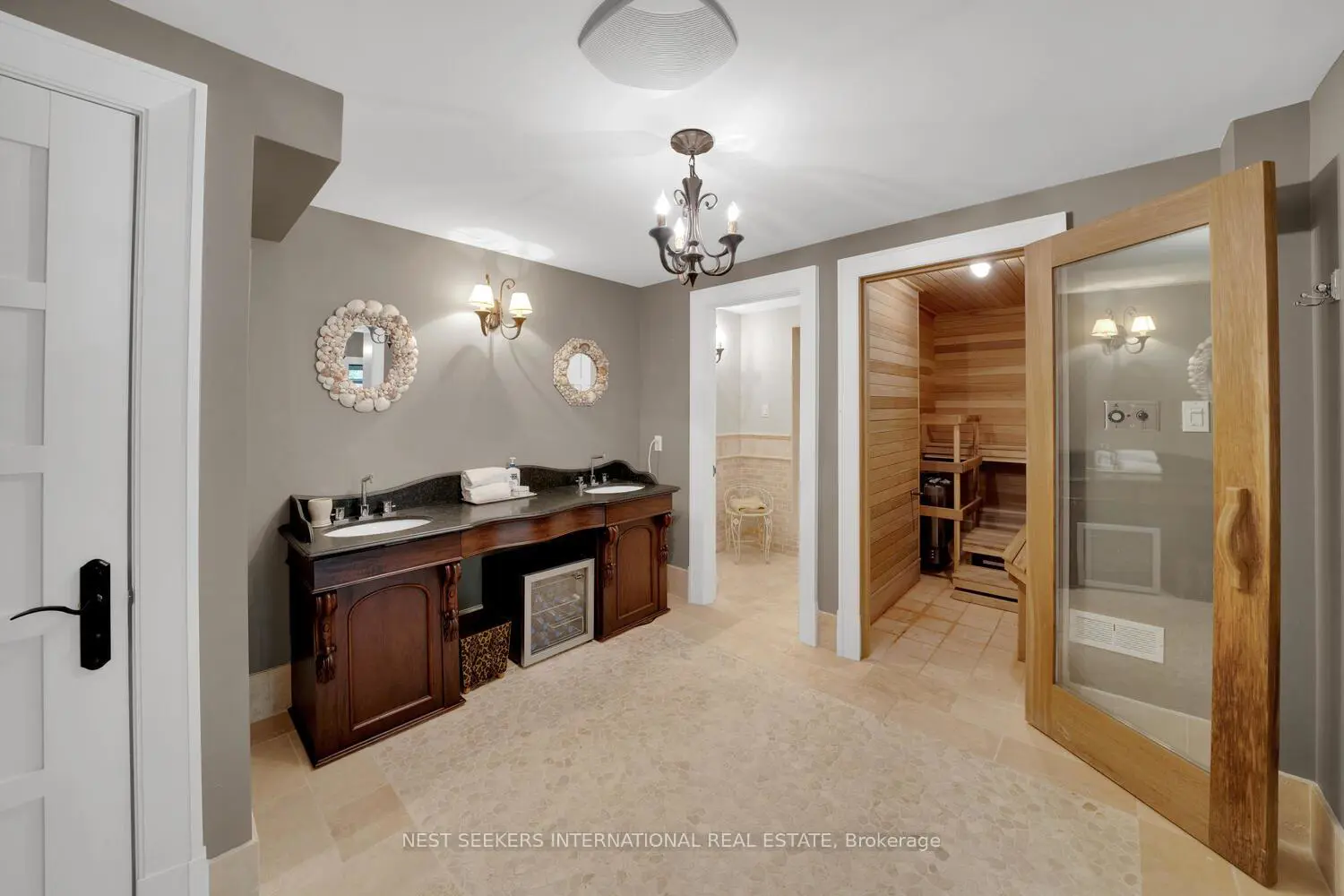 Additional image 16 of 111 Manitou Drive