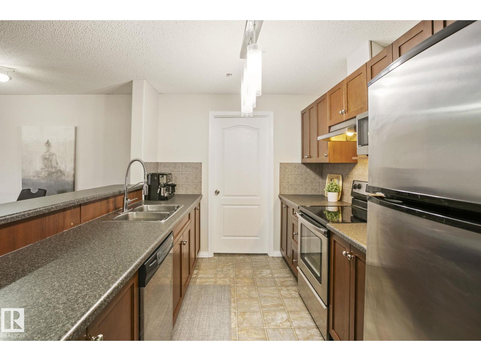 Additional image 6 of 9363 Simpson Drive NW, Edmonton, AB, T6R0N2