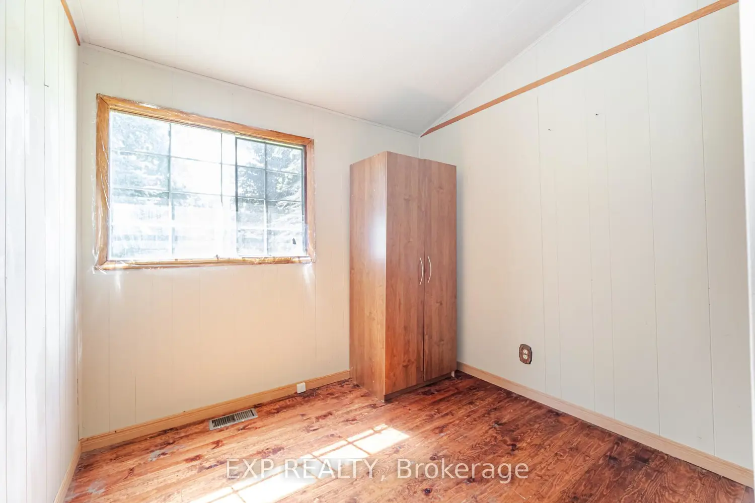 Additional image 14 of 111490 Grey County Road 14