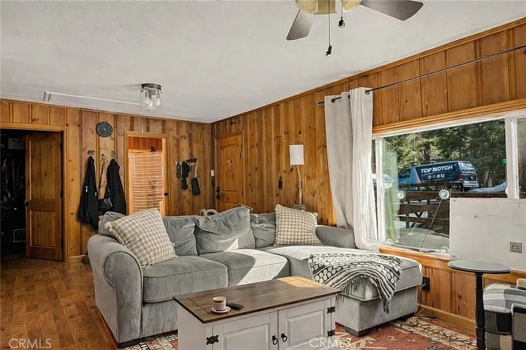 Additional image 10 of 32135 West Drive, Running Springs, CA 92382