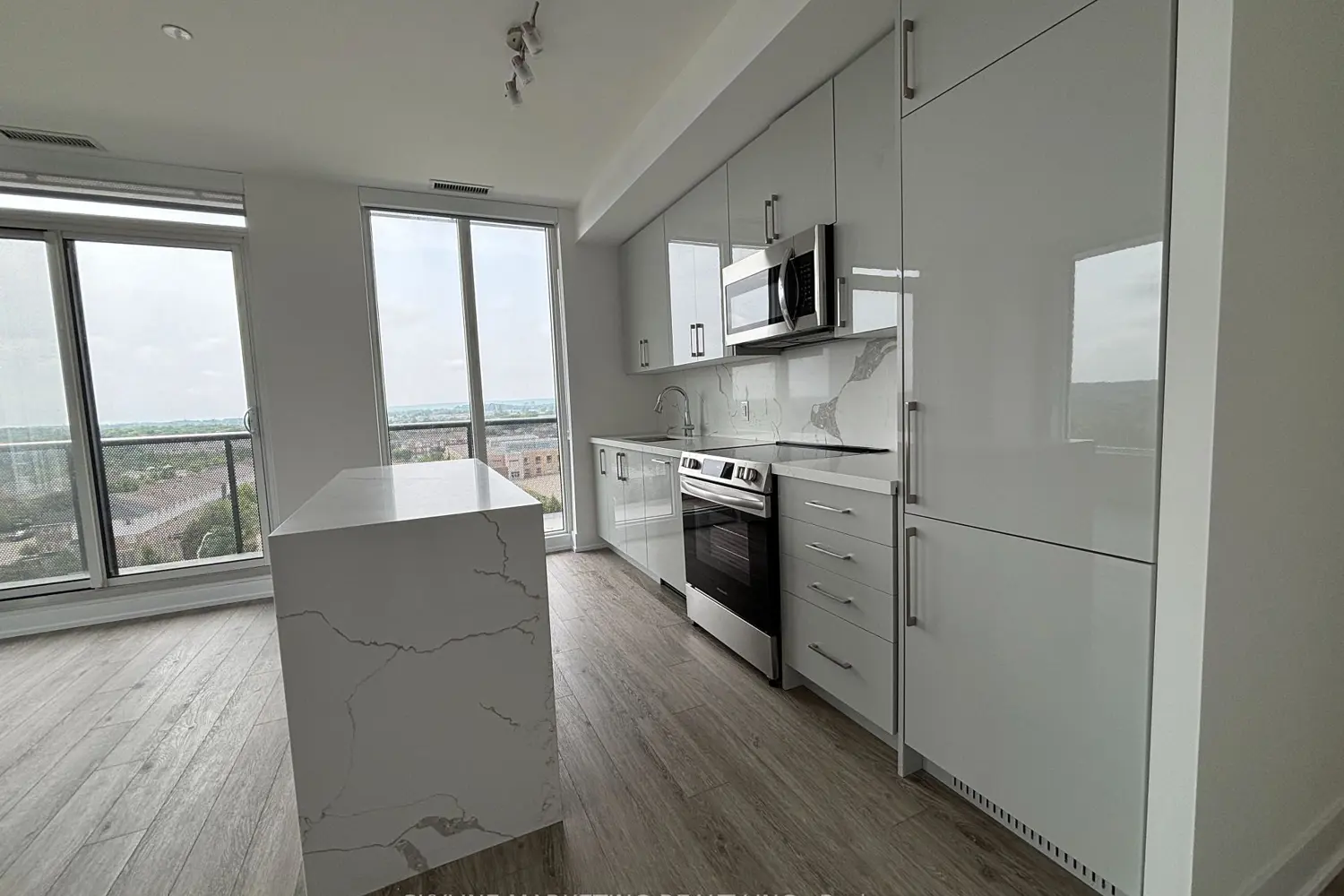 Additional image 6 of 2450 Old Bronte Road 631