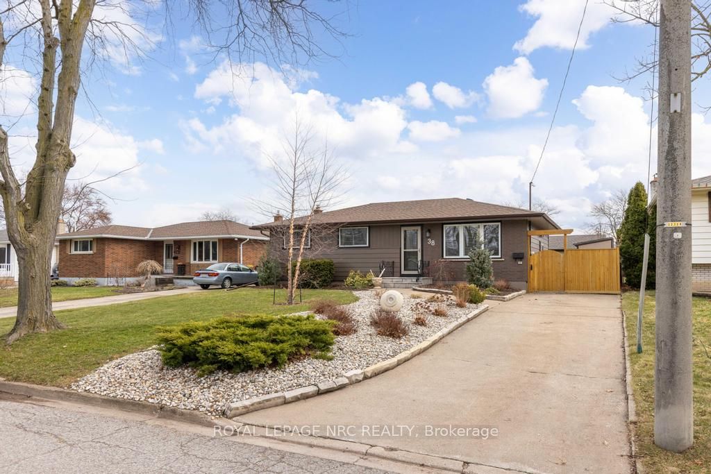 Additional image 2 of 38 Lanark Crescent, St. Catharines, ON, L2M 6C9