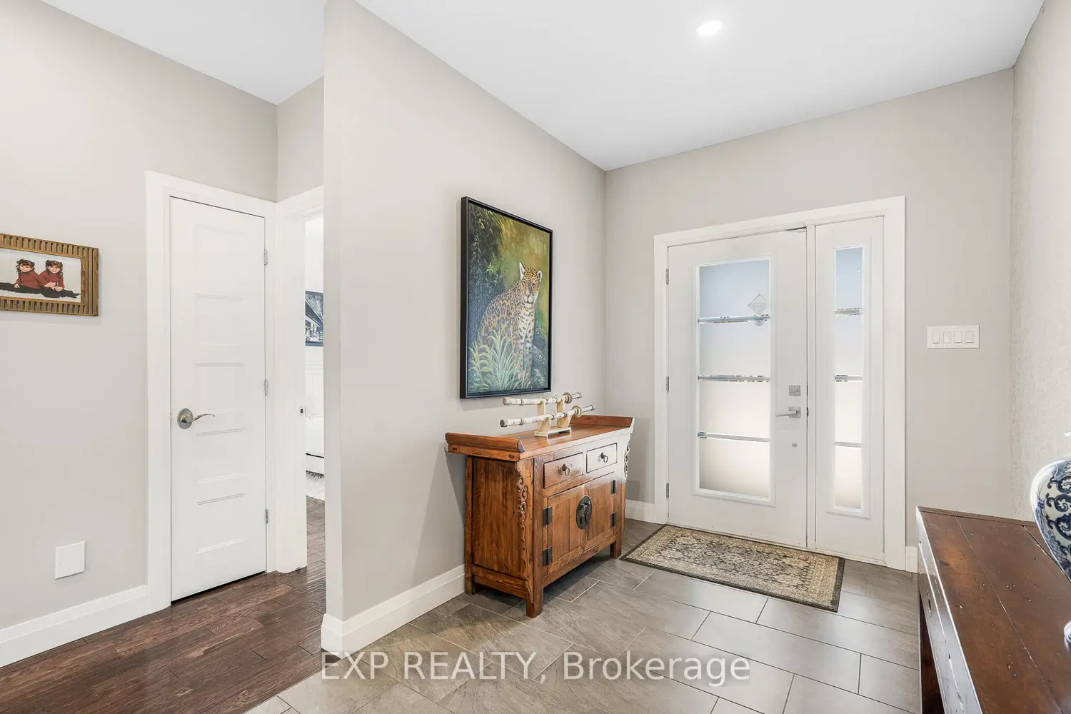 Additional image 3 of 42 Granite Street