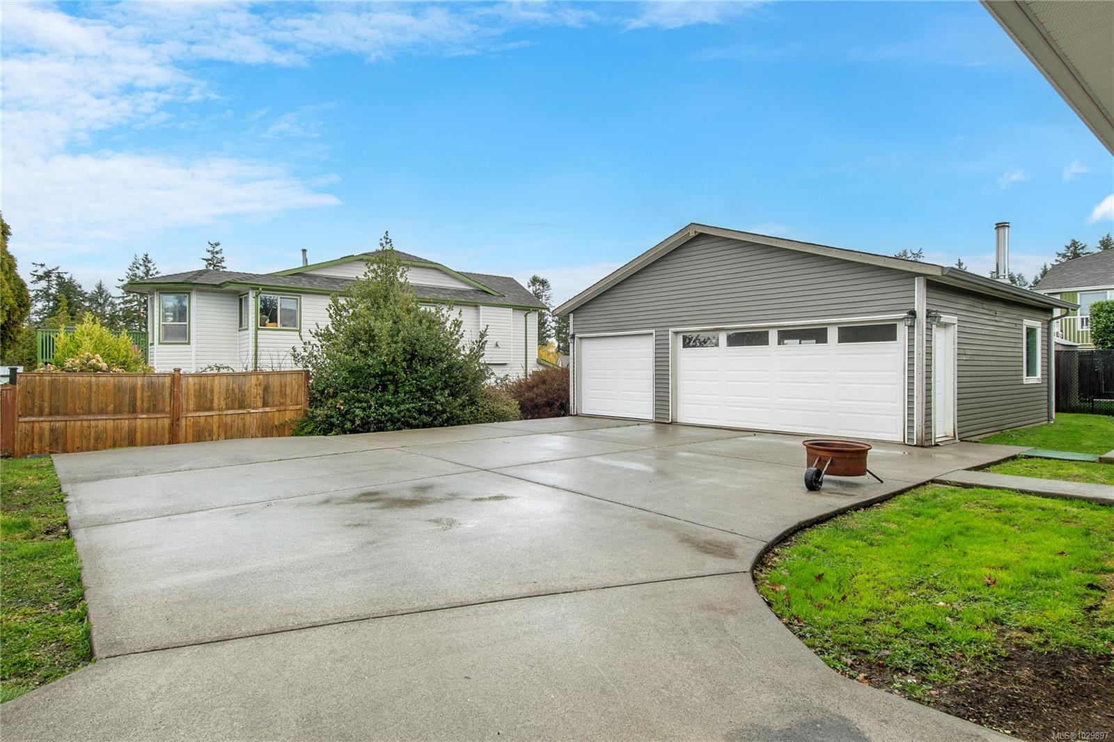 Additional image 2 of 70 Colorado Drive, Campbell River, BC, V9H 1N1