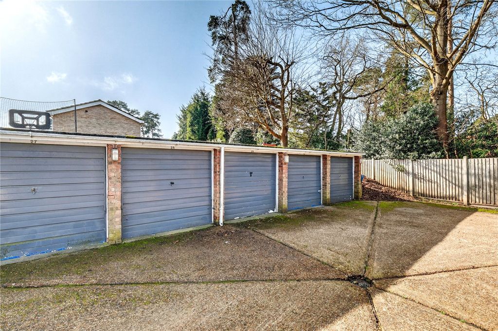 Additional image 22 of 2 bed flat for saleEllesmere Road, Weybridge, Surrey KT13