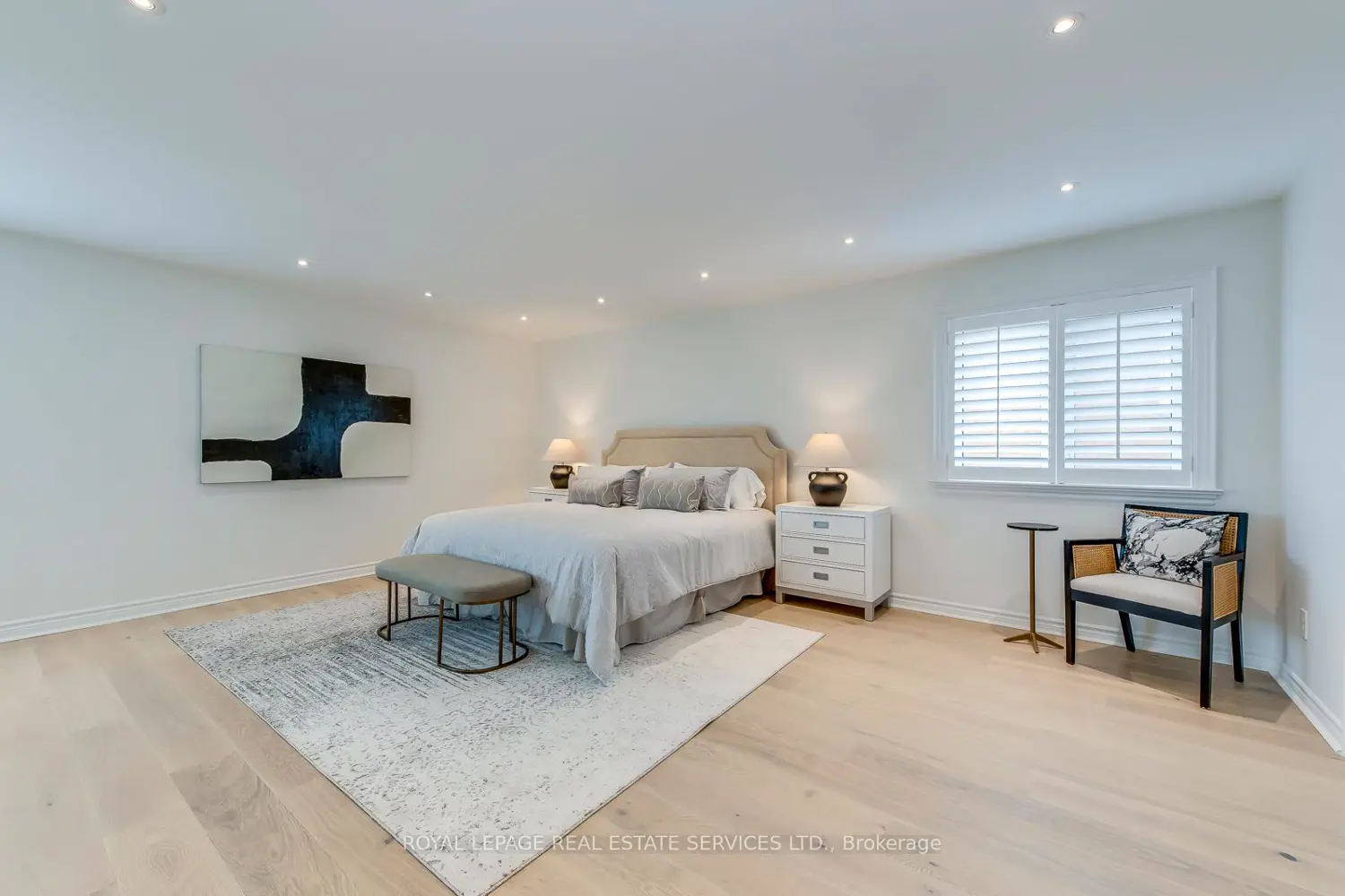 Additional image 10 of 1387 Bayshire Drive