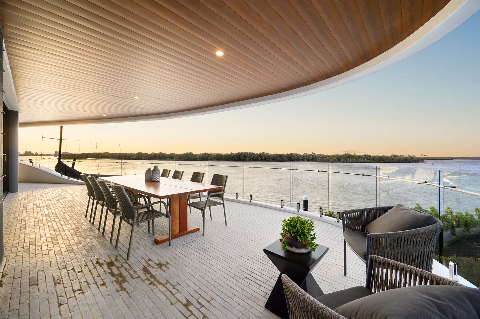 Additional image 11 of 2/2 Paradise Parade, Paradise Point QLD 4216