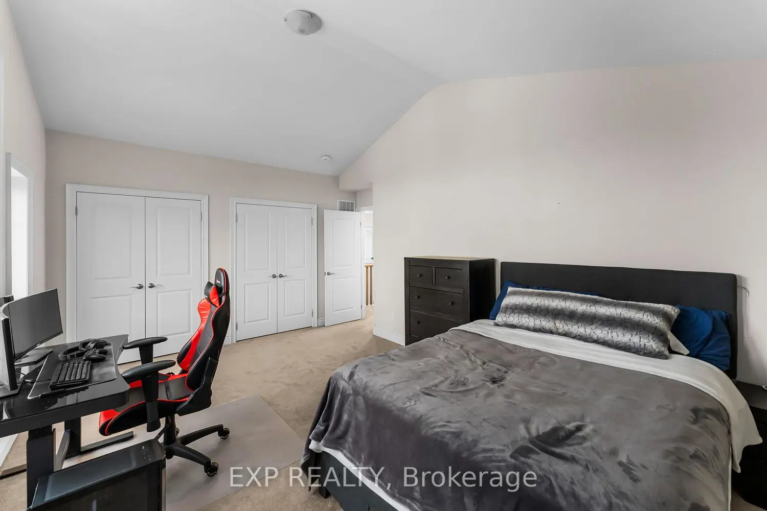 Additional image 8 of 1951 Metro Road