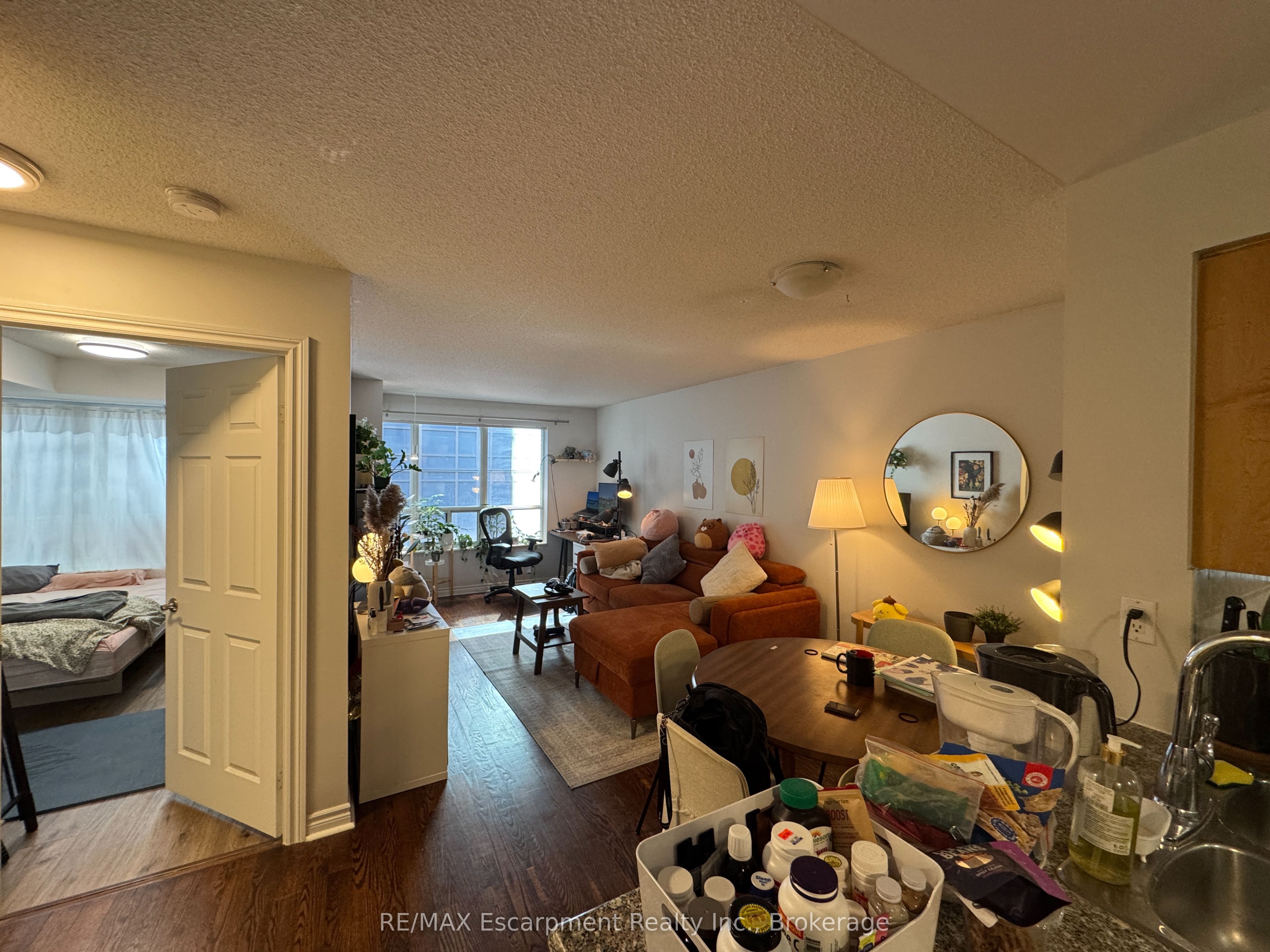 Additional image 5 of 405-270 Wellington Street W, Toronto, ON, M5V 3P5