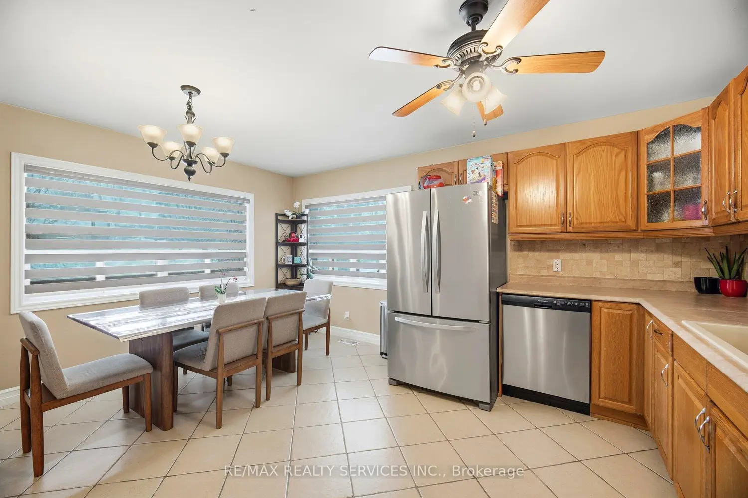 Additional image 4 of 1569 Killarney Beach Road