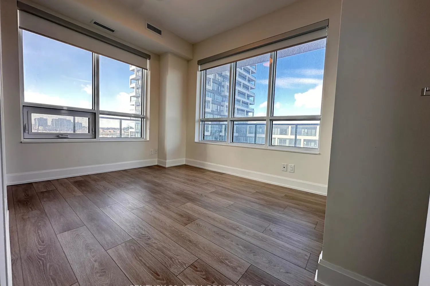 Additional image 7 of 18 Water Walk Drive 1008