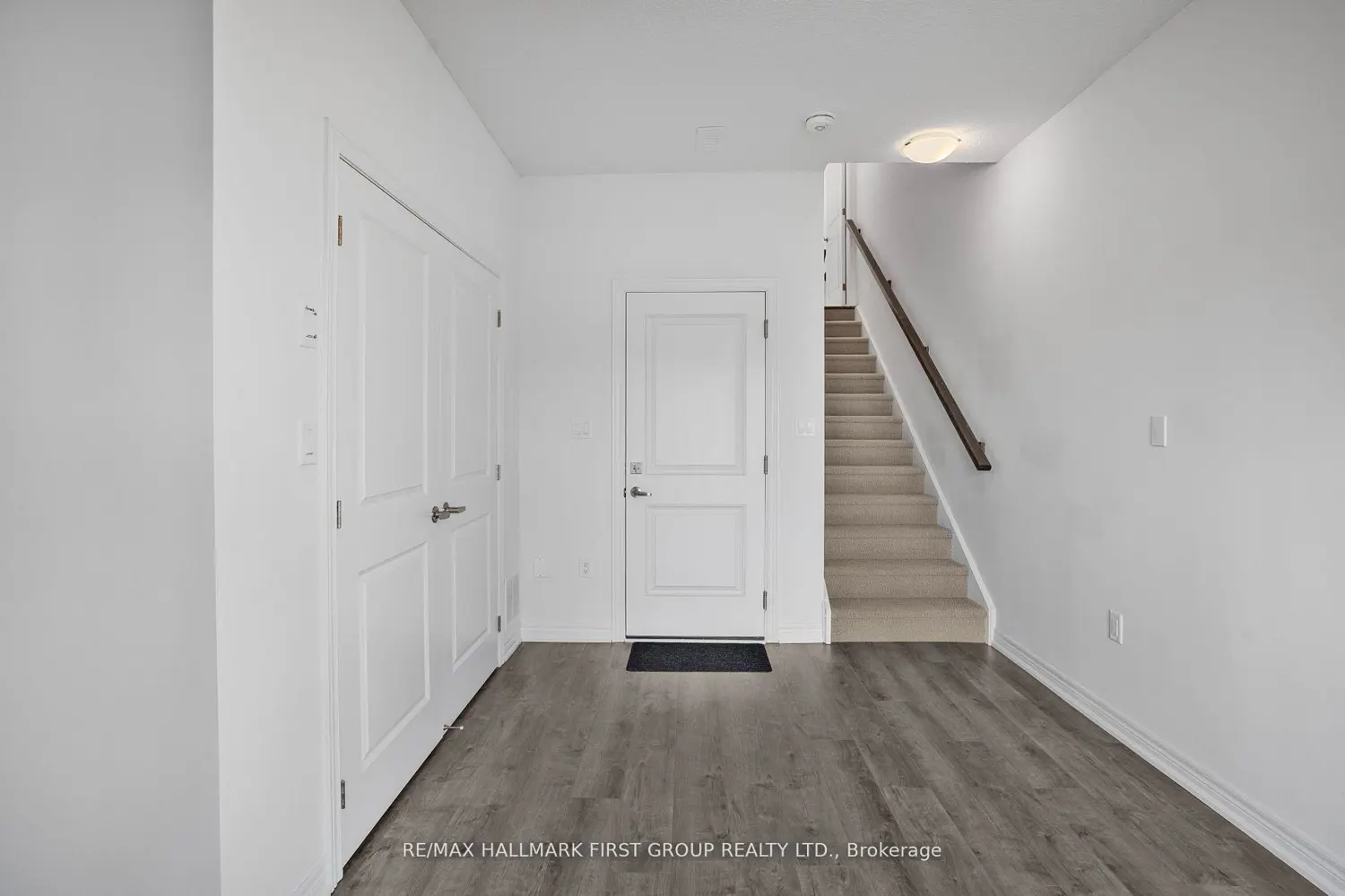 Additional image 19 of 120 Court Drive 28