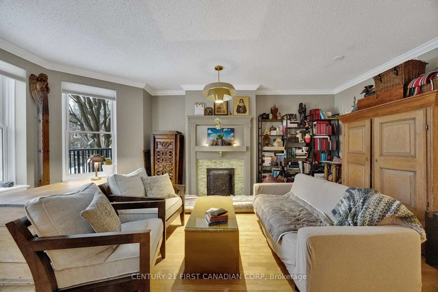 Additional image 17 of 275 Queens Avenue 202