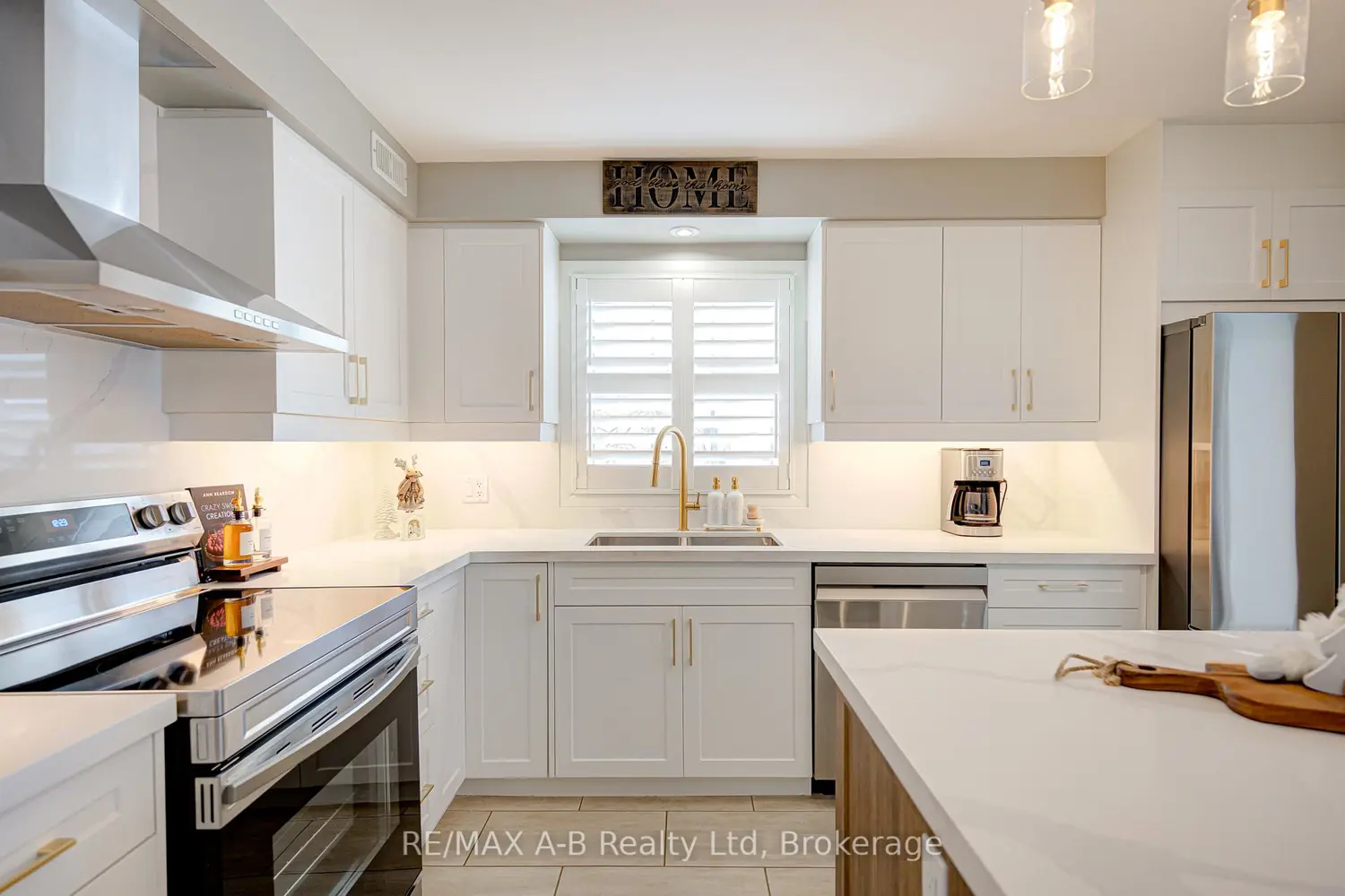 Additional image 7 of 248 Huntingdon Avenue