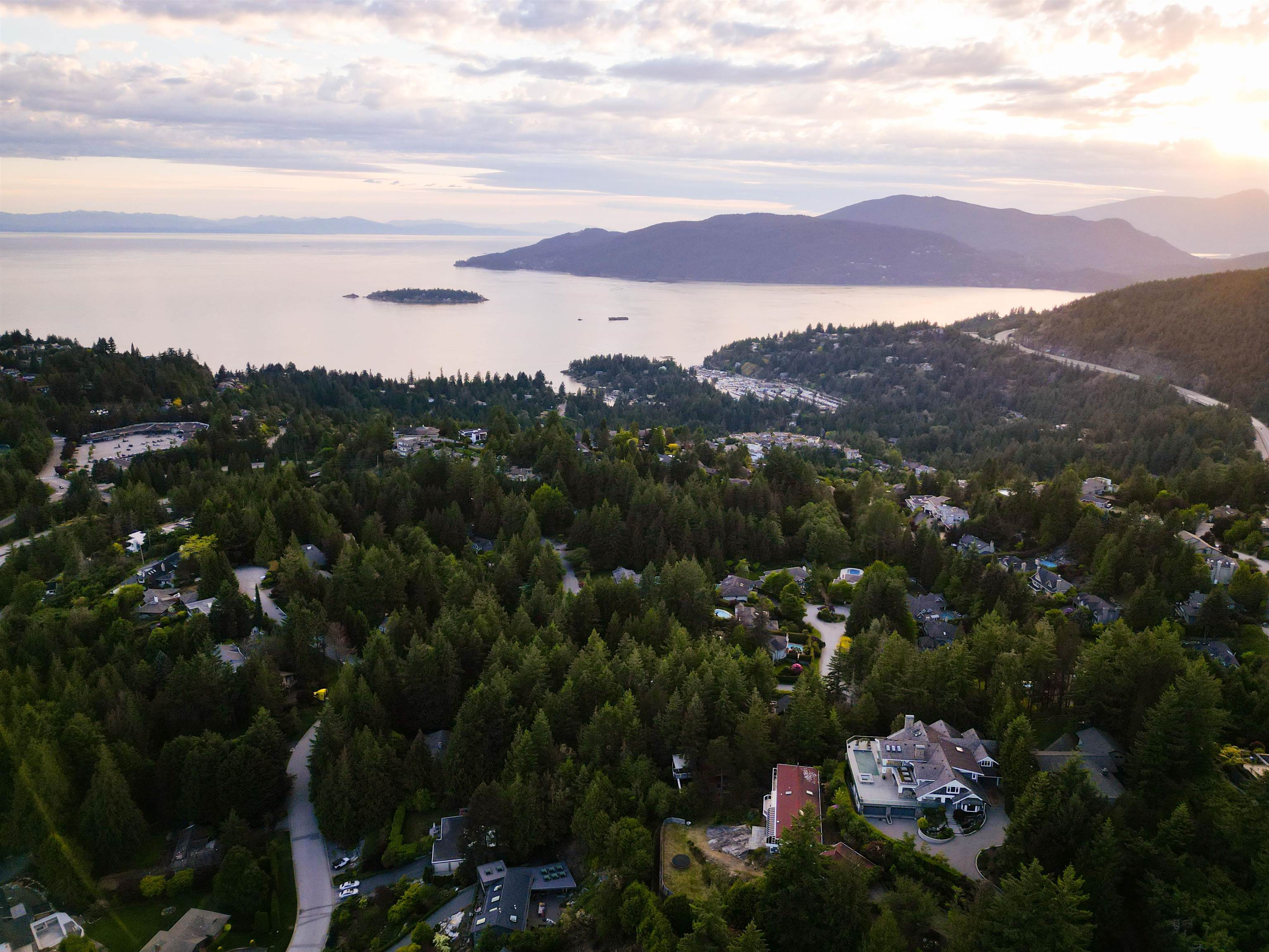 Additional image 2 of 3-4665 Woodridge Place, West Vancouver, BC, V7S 2X1