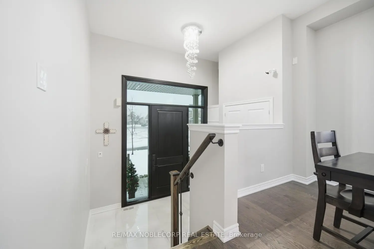 40 Pierce Place photo 2