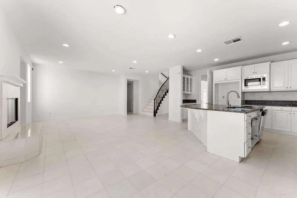 Additional image 5 of 1004 Red Granite Rd, Chula Vista, CA 91913