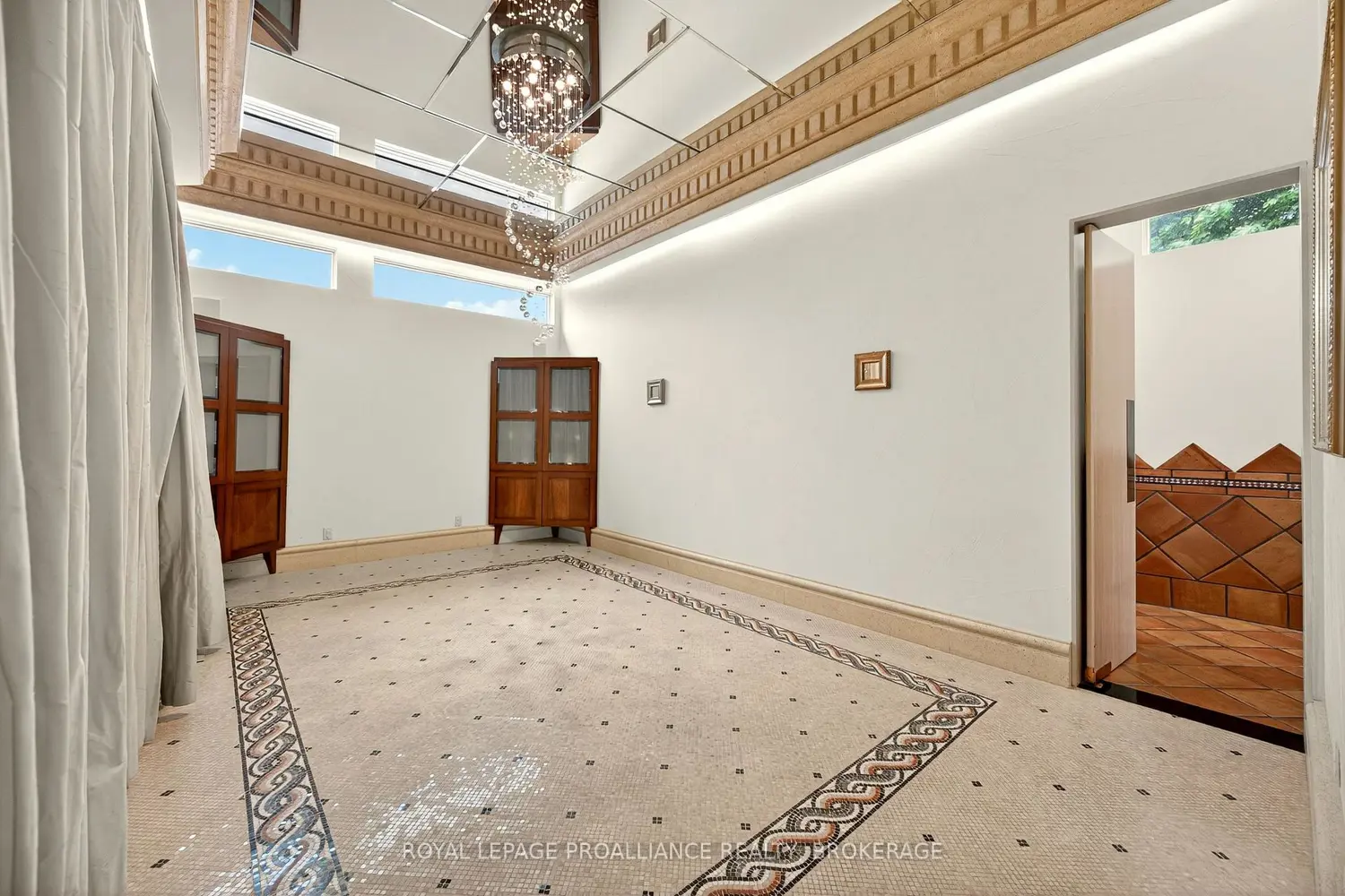 Additional image 2 of 3 Authors Lane