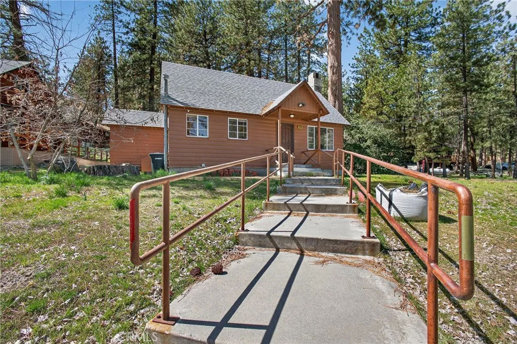 Additional image 32 of 5806 Victorville St, Wrightwood, CA 92397