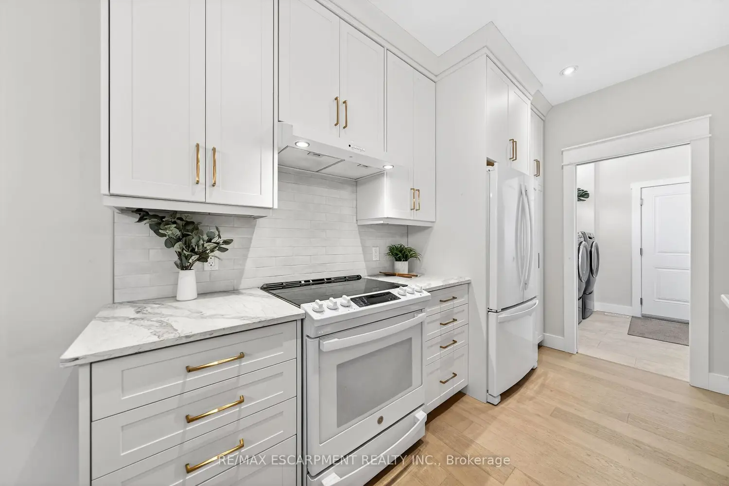 Additional image 3 of 24 Craddock Boulevard 23