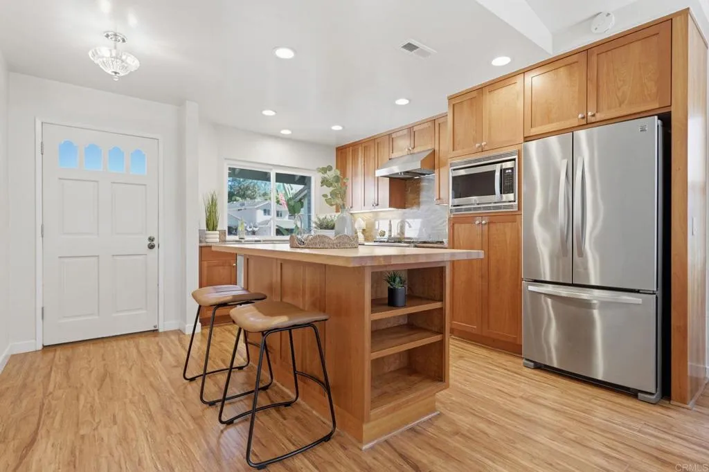 Additional image 12 of 7945 Calle Madrid, Carlsbad, CA 92009