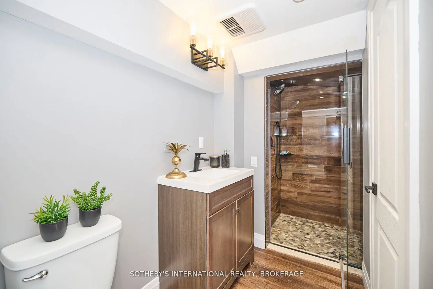 Additional image 16 of 7186 Garner Road