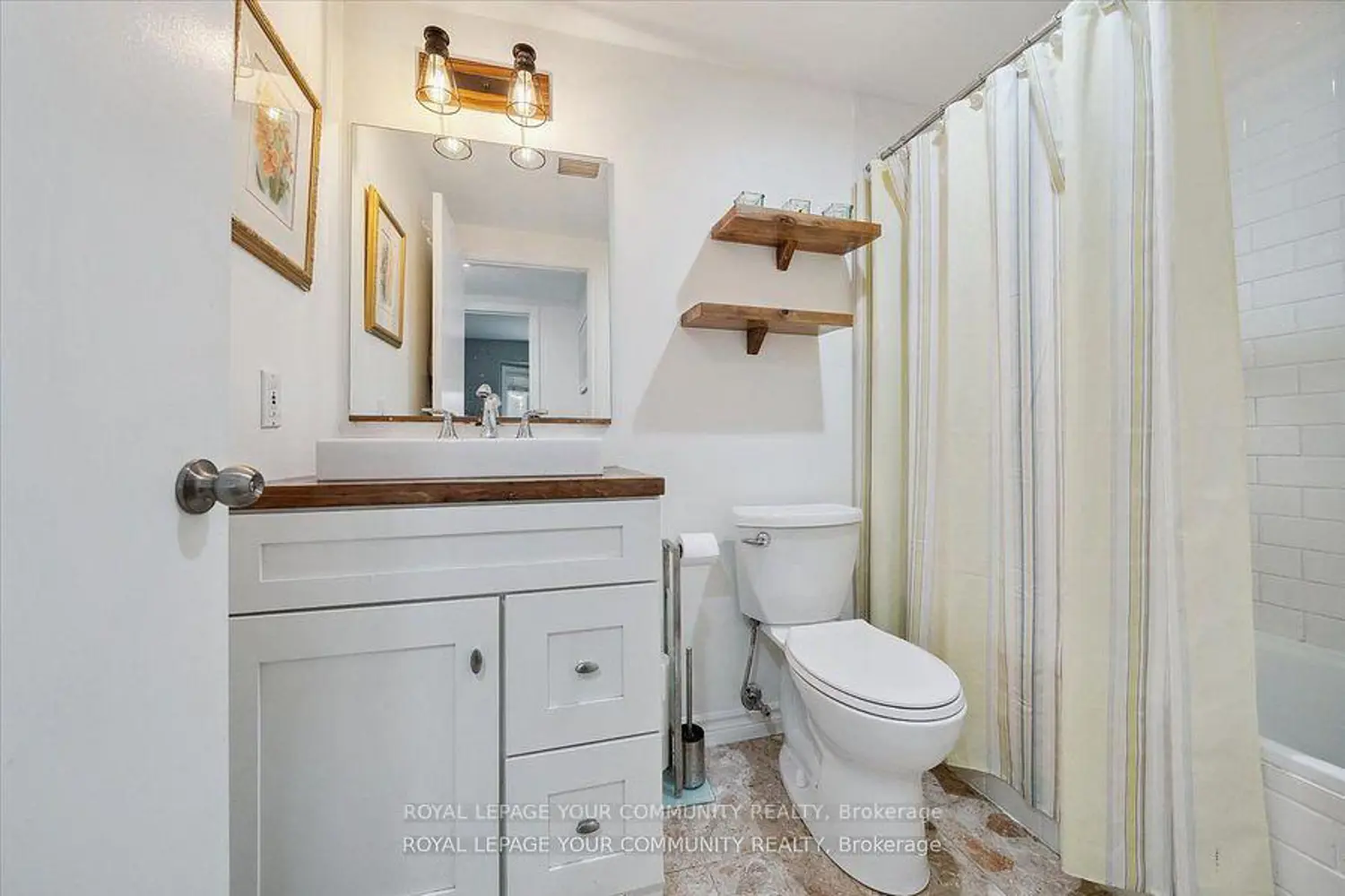 Additional image 16 of 60 Kippendavie Avenue 201