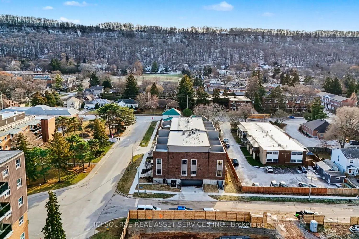 Additional image 19 of 2 Slessor Boulevard 10