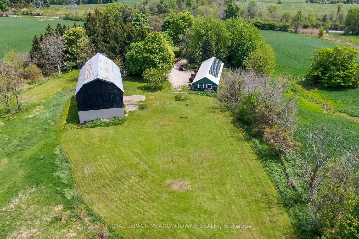 Additional image 19 of 10319 15 Side Road