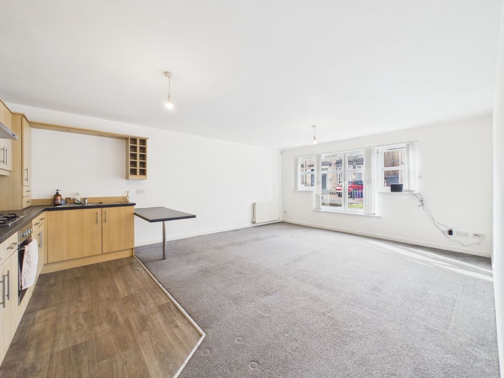 2 bed flat for saleWoodside Walk, Hamilton ML3 photo 2