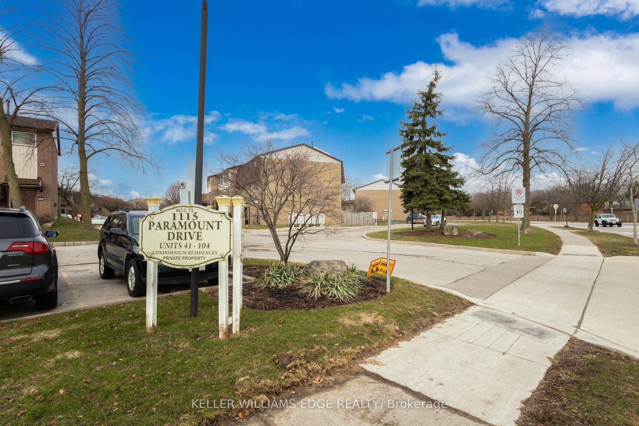 78-1115 Paramount Drive, Hamilton, ON, L8J 1P6
