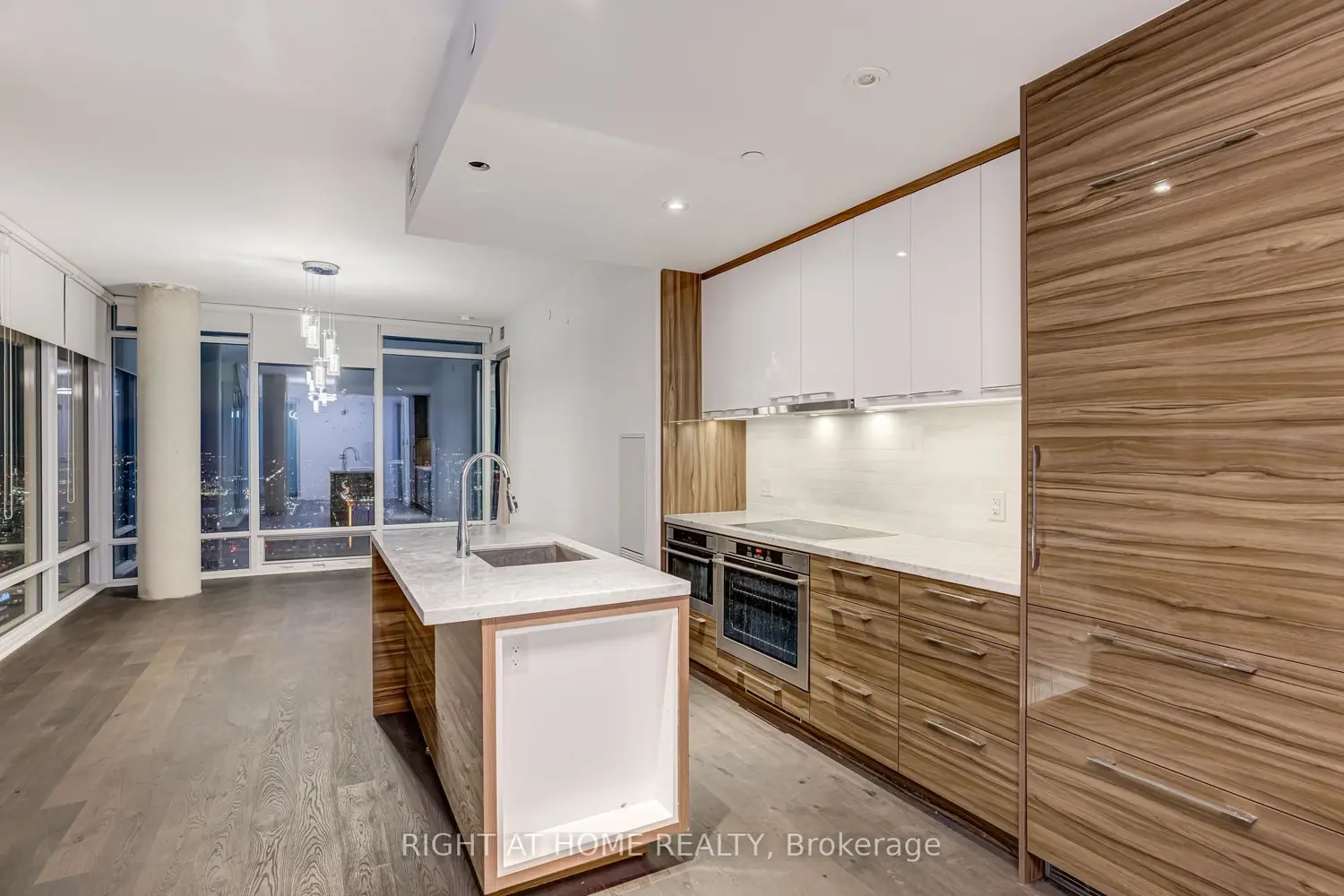 Additional image 6 of 488 University Avenue 4702