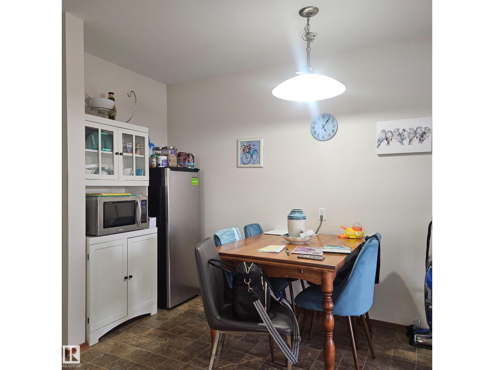 Additional image 4 of 8315 69 Avenue NW, Edmonton, AB, T6C0A1