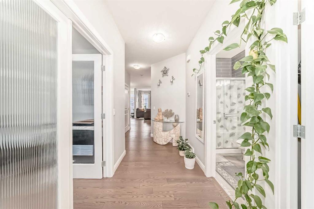 Additional image 4 of 423 Redstone Drive NE, Calgary, AB, T3N0R1