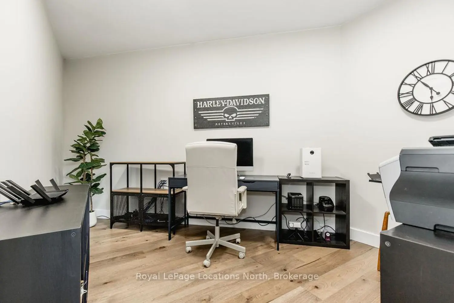 Additional image 10 of 5385 8 Line