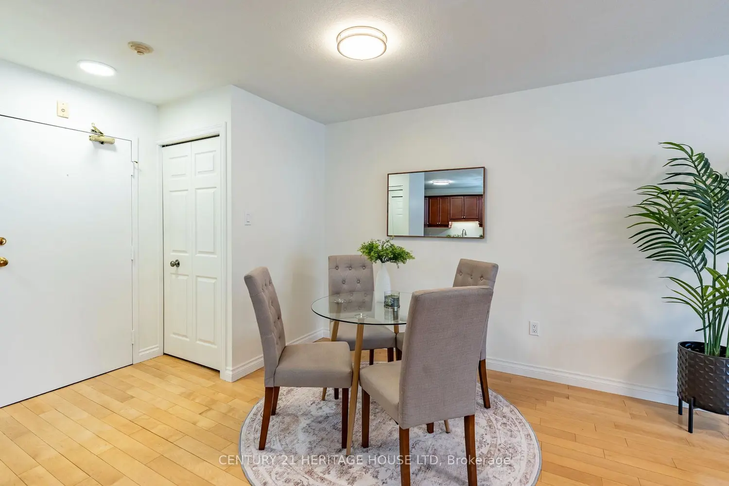 Additional image 3 of 15 Hofstetter Avenue 208